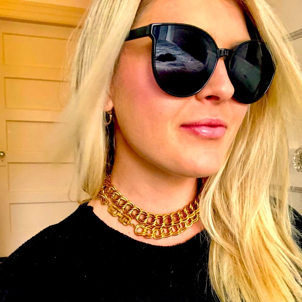 Givenchy gold chain